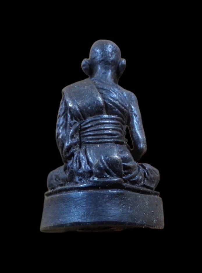 รูปหล่อหลวงพ่อจำรัส (หลวงปู่จำรัส) วัดเมืองกาย ฉะเชิงเทรา