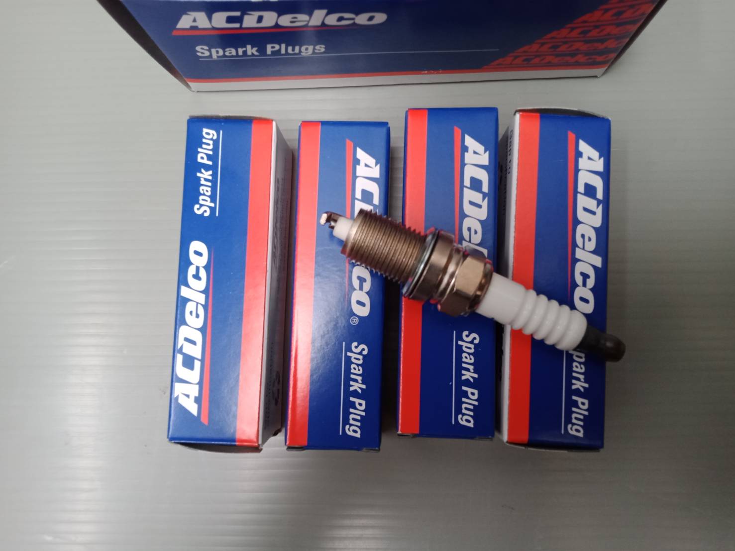 หัวเทียน SONIC 1.4L (1ชุด มี4หัว) / เชฟโรเลตโซนิค / ACdelco