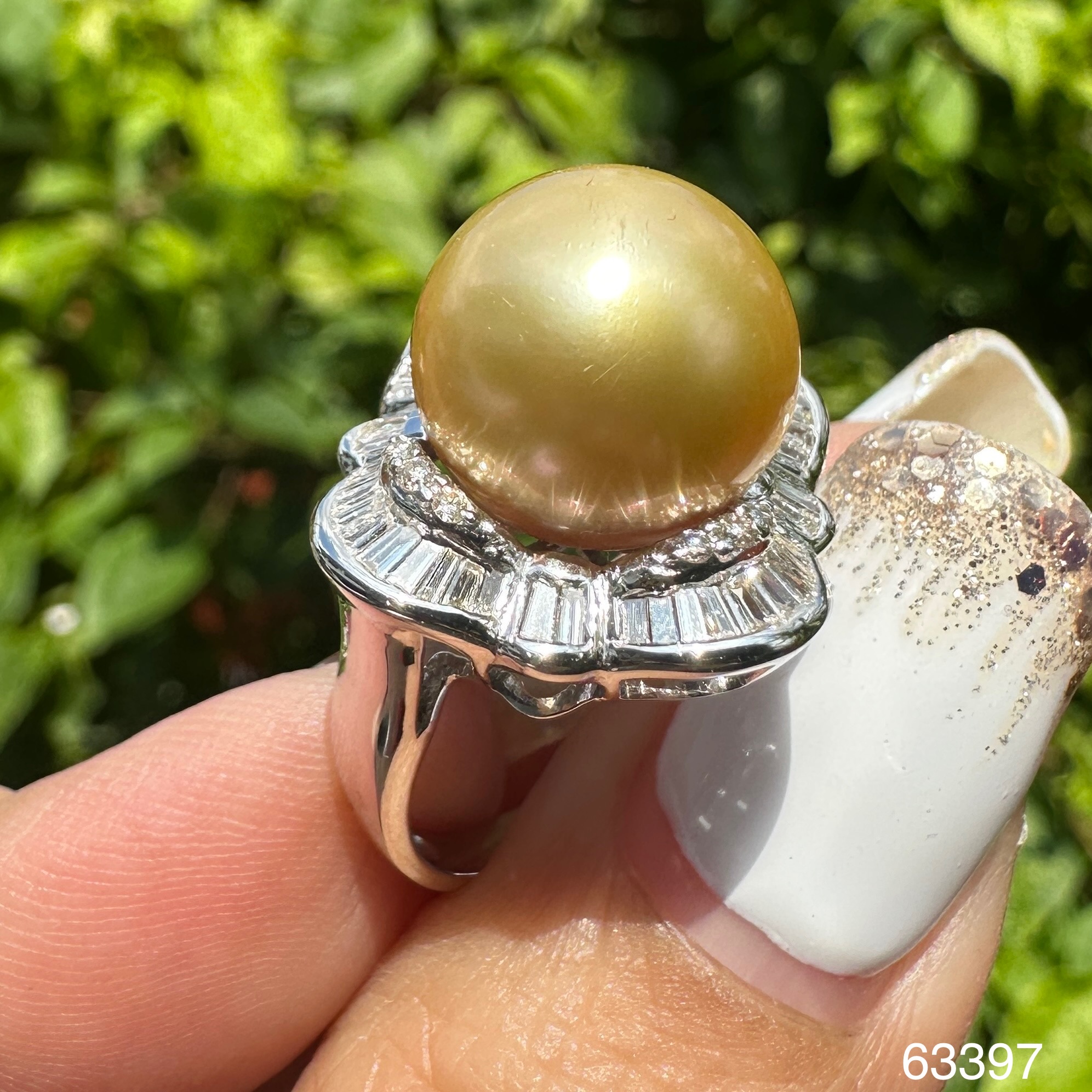 รหัส 63397 แหวน มุก South sea สีทอง 12 มิล ฝังเพชร 60 เม็ด 0.60 กะรัต ทอง18K ขนาด 48 นน. 7.70 g