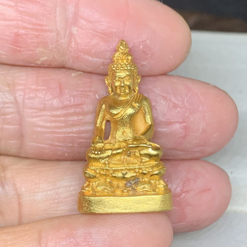 รหัส 64671 พระกริ่งไพรีพ่ายฤทธิ์ เนื้อทองคำ รุ่นคูณรุ่งโรจน์ ปี 2537 หลวงพ่อคูณ วัดบ้านไร่ นน. 27.74 g