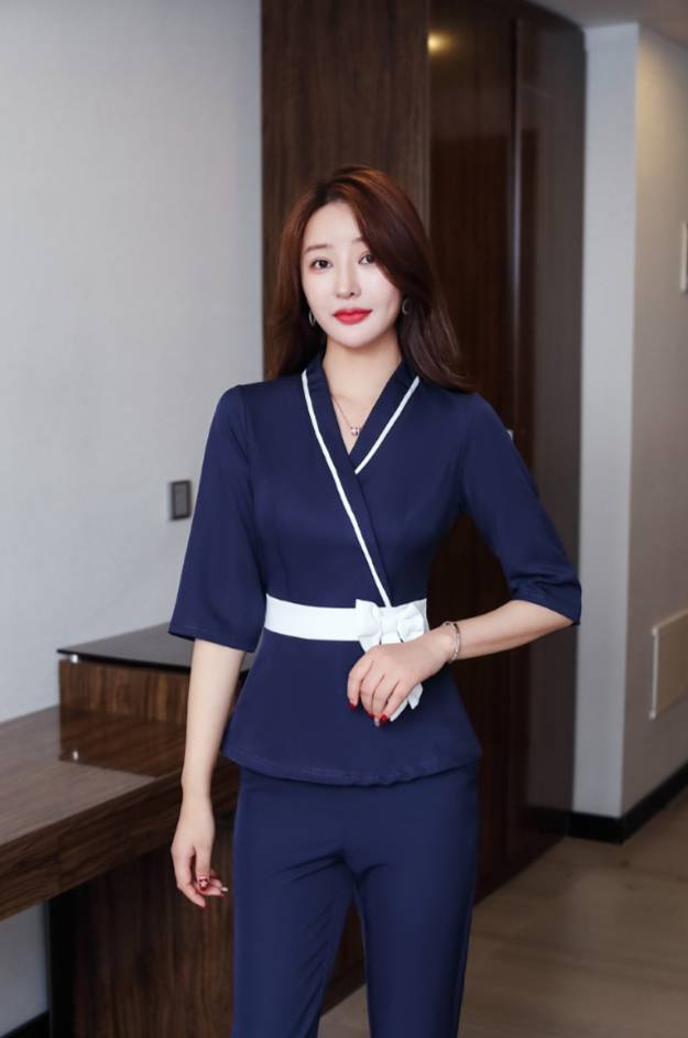 ชุดคลินิกความงาม ชุดนวดสปา เสริมสวย ชุดพนักงานต้อนรับ