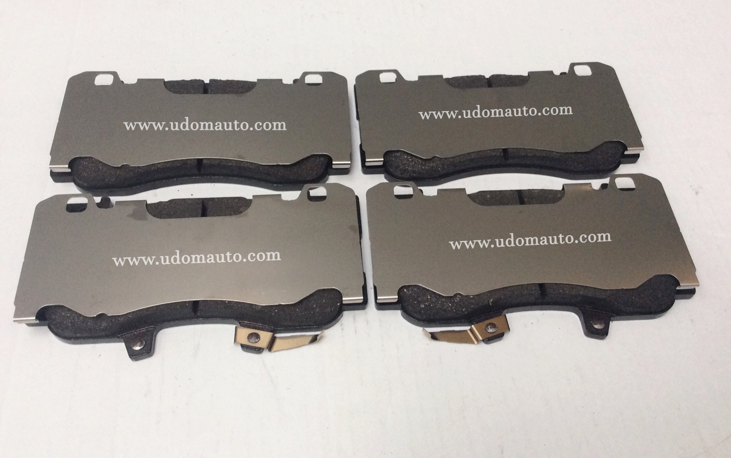 ชุดผ้าดิสเบรคหน้า ฟอร์ด มัสแตง 2.3L อีโคบูสท์ / FORD MUSTANG Ecoboost