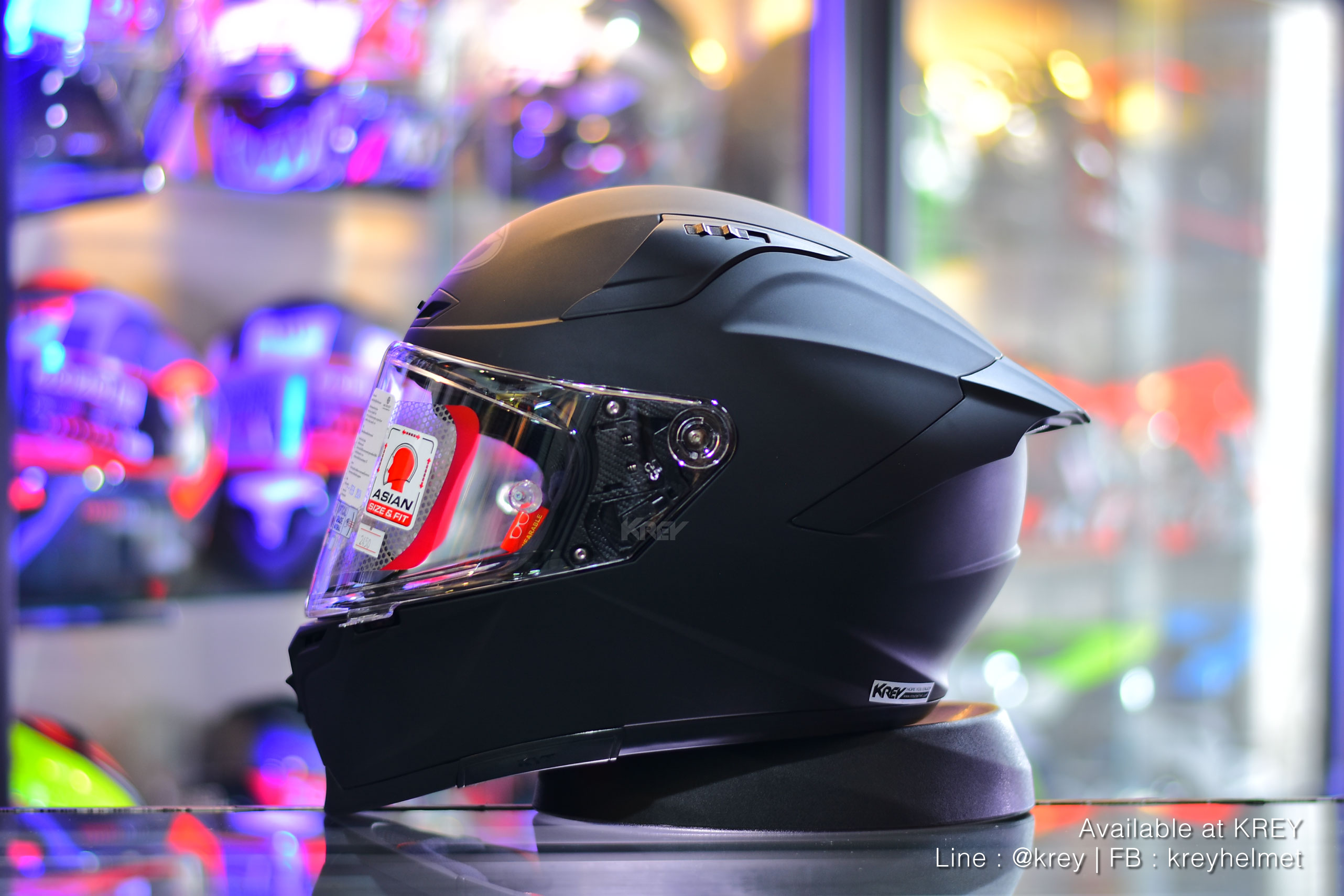 KYT model STRIKER PLAIN MATT BLACK