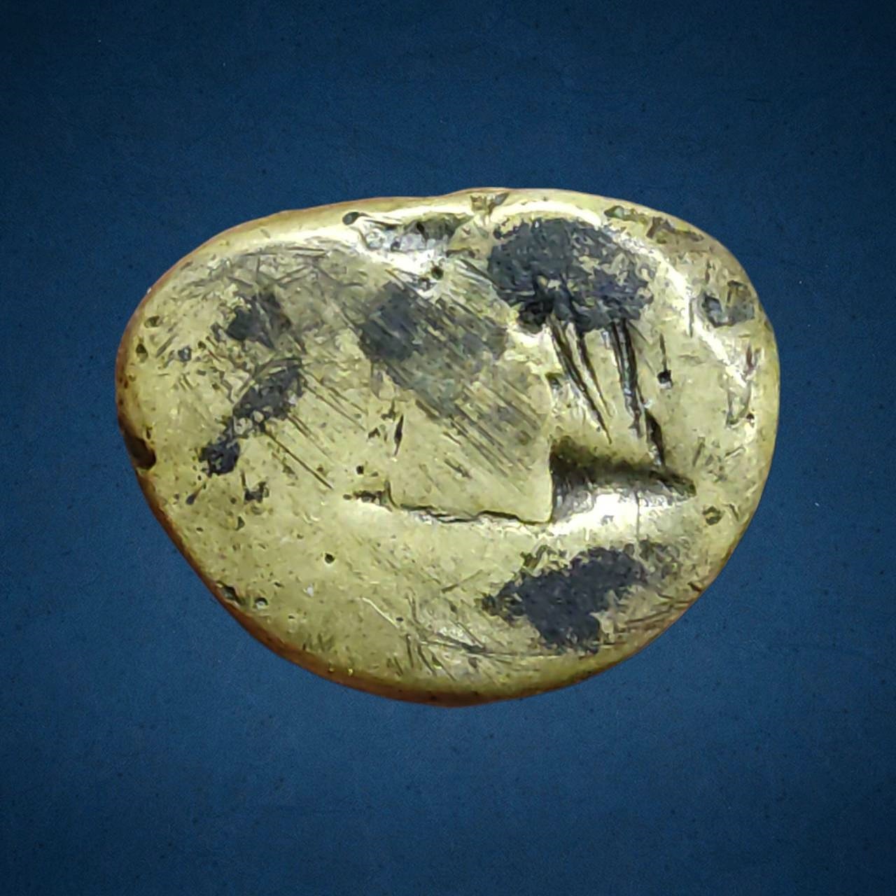 รูปหล่อหลวงพ่อเงิน วัดห้วยเขน พิจิตร พิมพ์กลาง ปี2456-2461