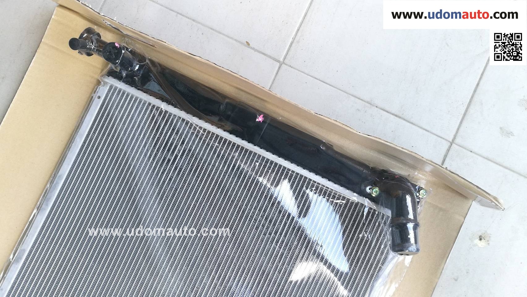 หม้อน้ำทั้งลูก LEXUS ACU30