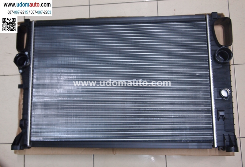 หม้อน้ำ BENZ W211 (E200)