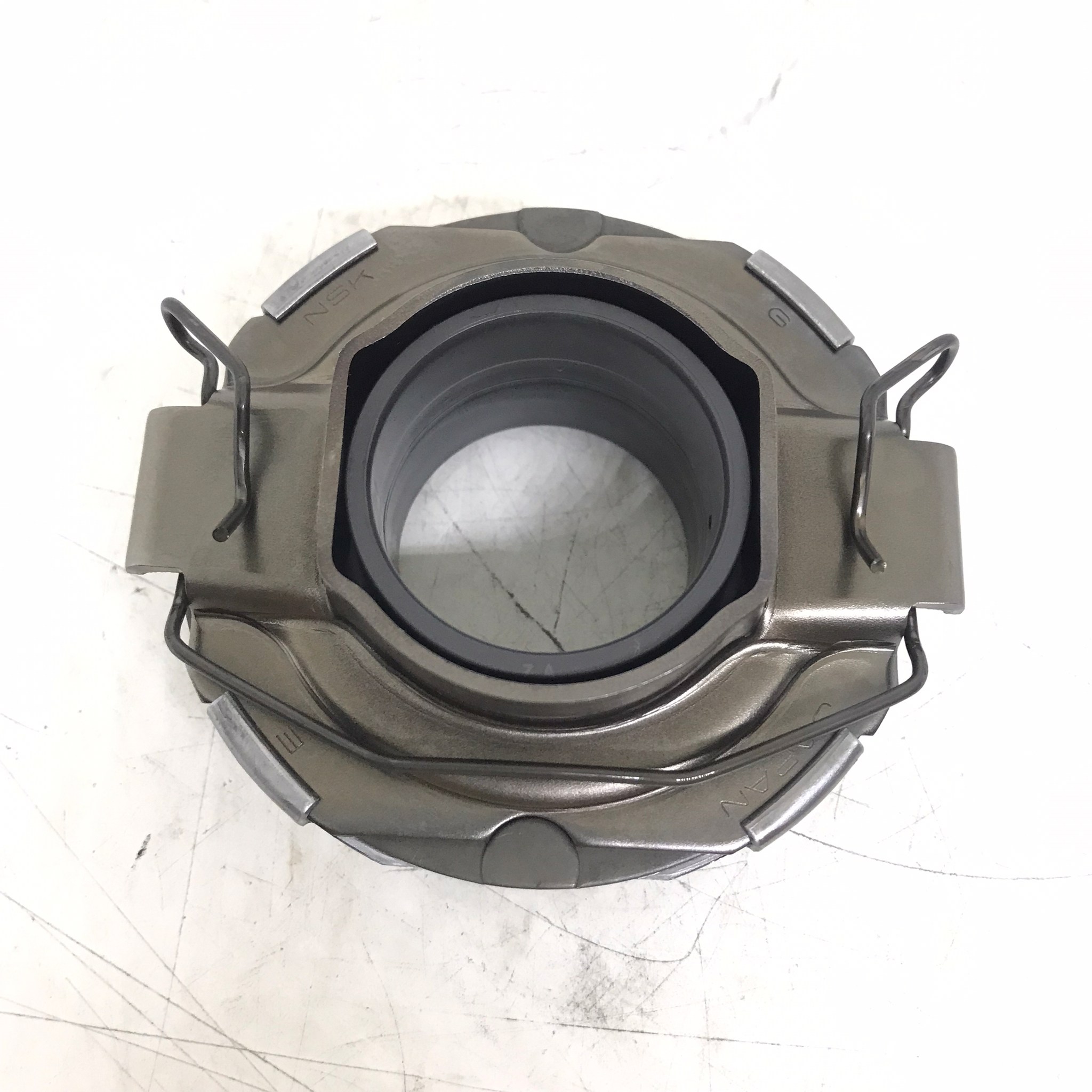 ลูกปืนคลัทช์ TOYOTA COMMUTER ปี 2014- จนถึงรุ่นปัจจุบัน จานคลัทช์ 11 นิ้ว โตโยต้า ตู้คอมมูเตอร์ เบอร์ 68TKB3505 ยี่ห้อ NSK (MADE IN JAPAN) (Clutch Bearing)