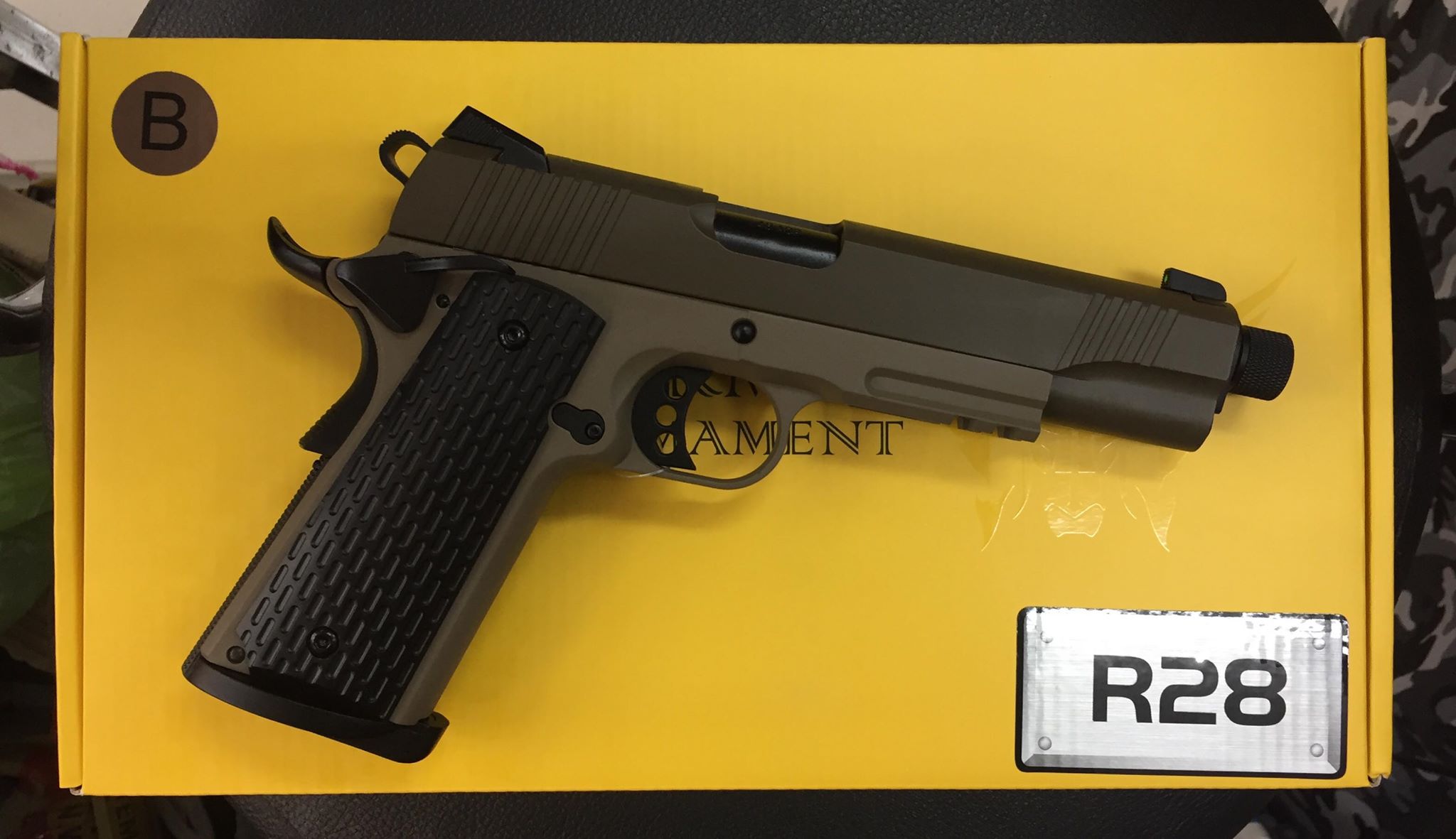 R28 TAN