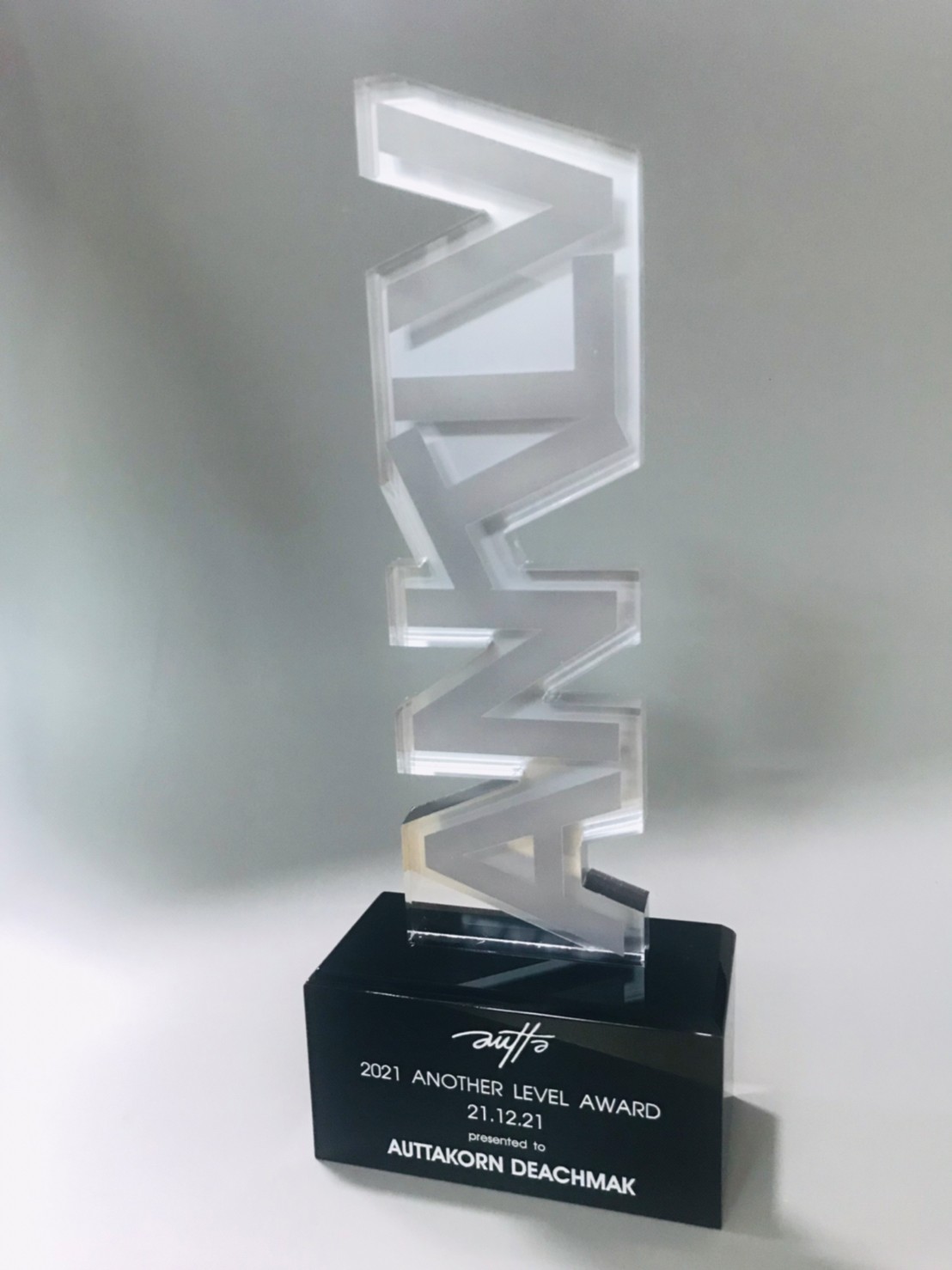 TROPHY476