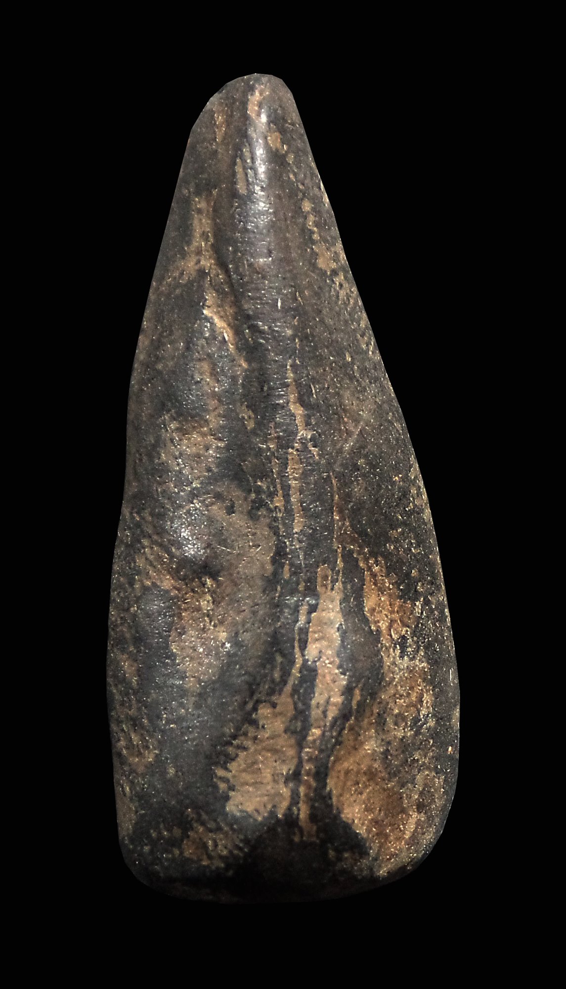 พระนางกำแพงเม็ดมะเคล็ด