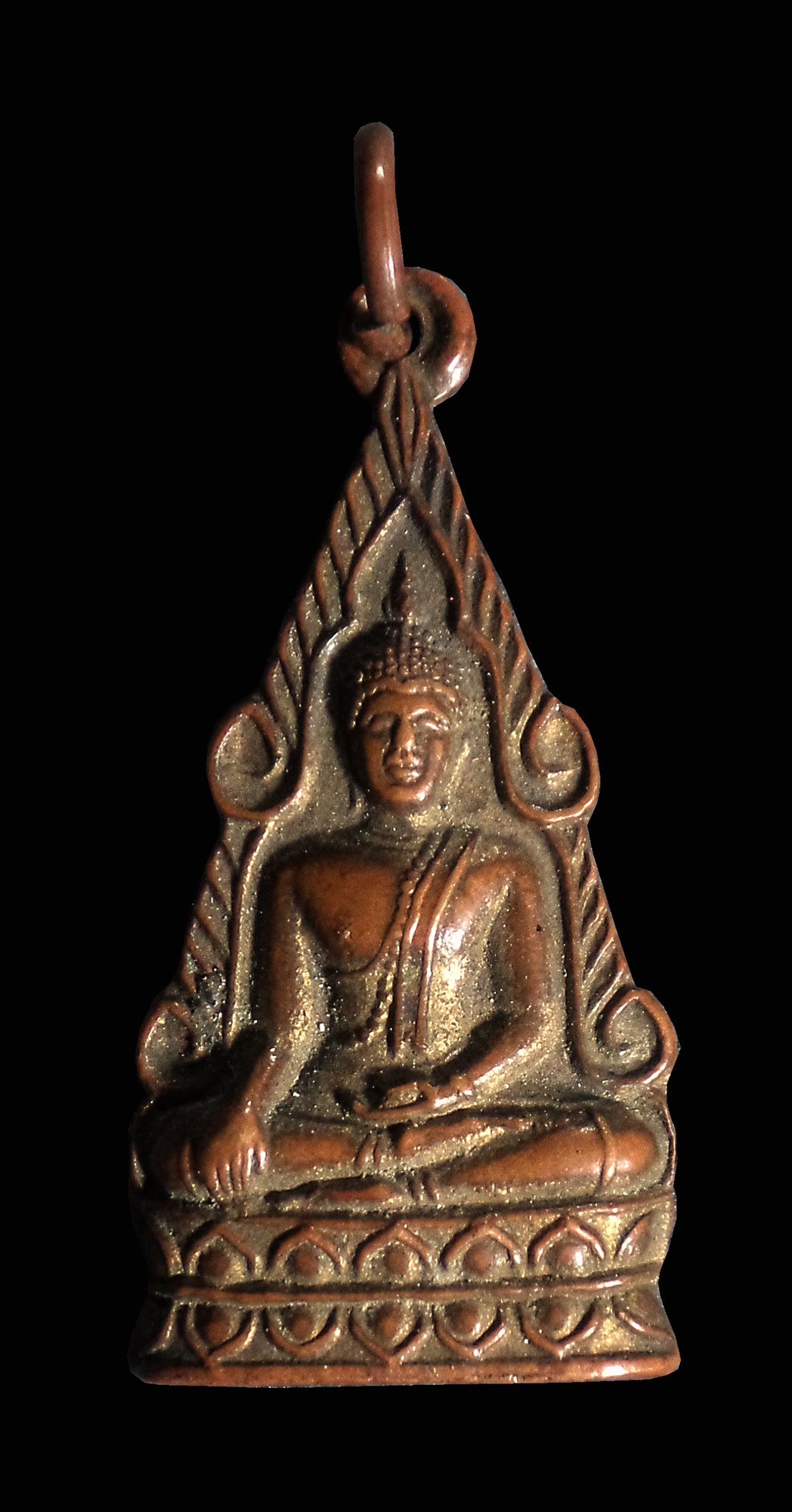 เหรียญพระพุทธชินราช หลังอกเลาวิหาร วัดใหญ่ จ.พิษณุโลก ปี2487