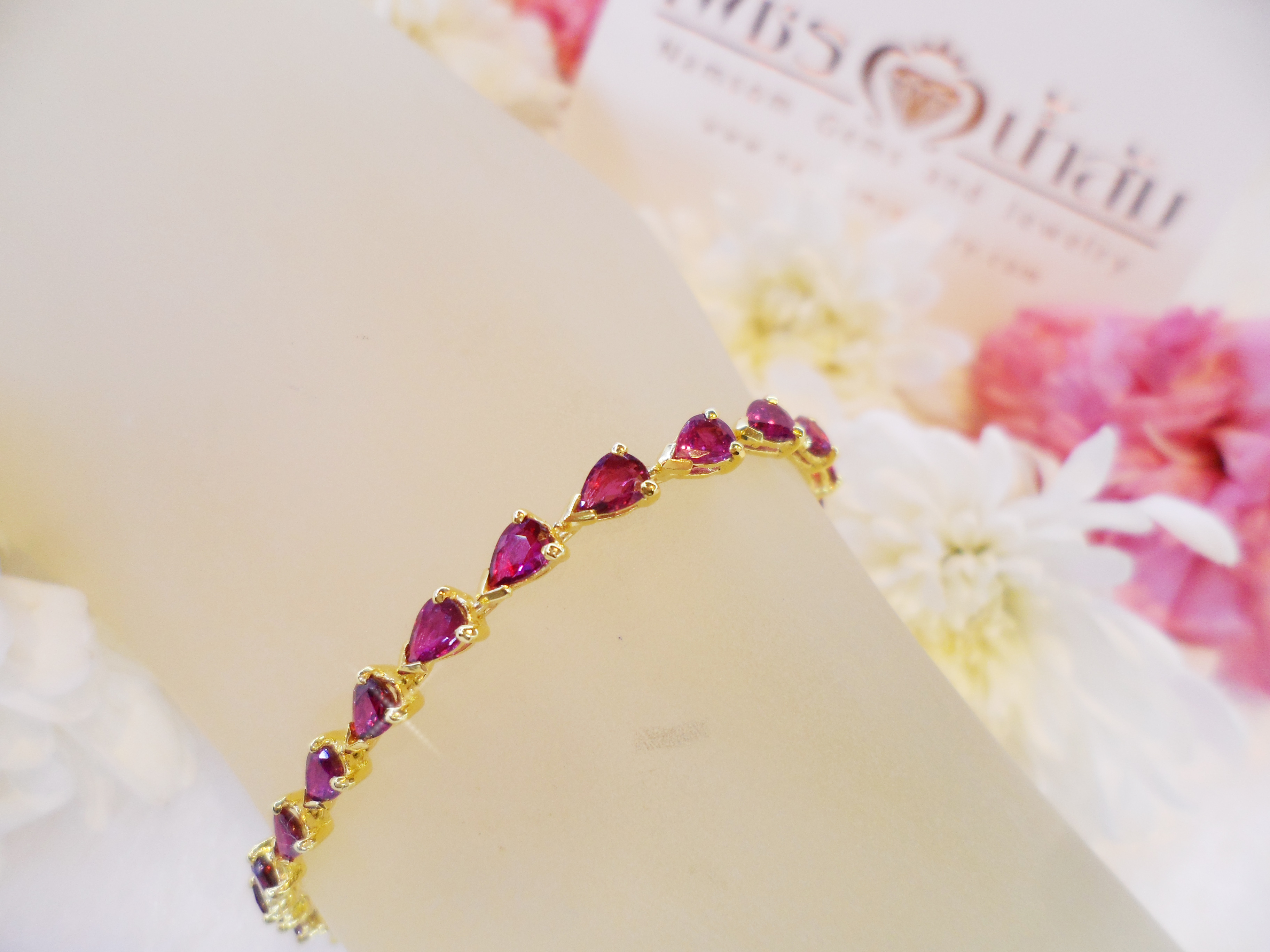 สร้อยข้อมือลายหยดน้ำพลอยทับทิม สีสวย เพชรแท้ น้ำ98 ทองแท้ 22K ทั้งตัวเรือน