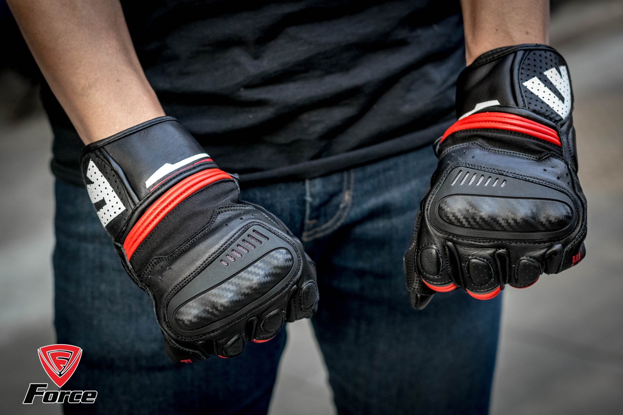 ถุงมือ force รุ่น Alpine Gloves made of Cowhide (Black/Red)