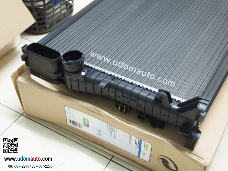 หม้อน้ำ BENZ W211 (E200)