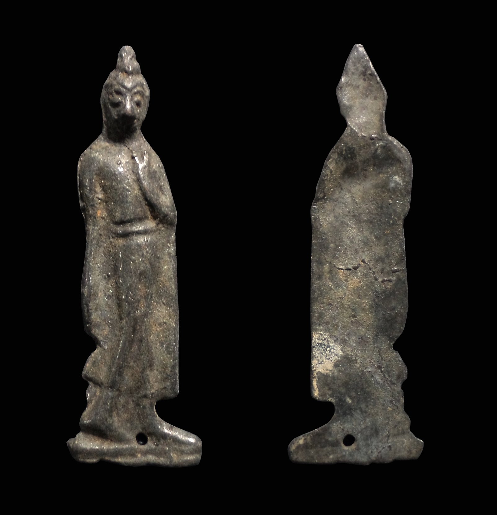 พระลีลา เนื้อชิน