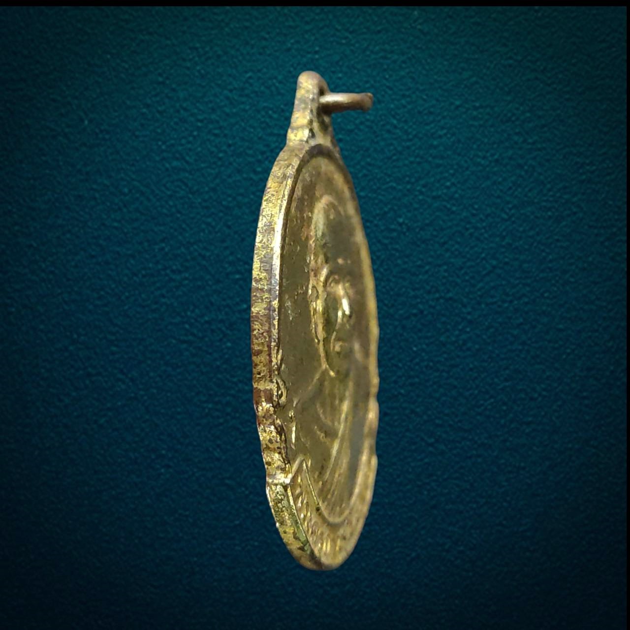 เหรียญหลวงพ่อพรหม วัดลานคา ออกวัดดอนสามสิบ จ.นครปฐม ปี2547