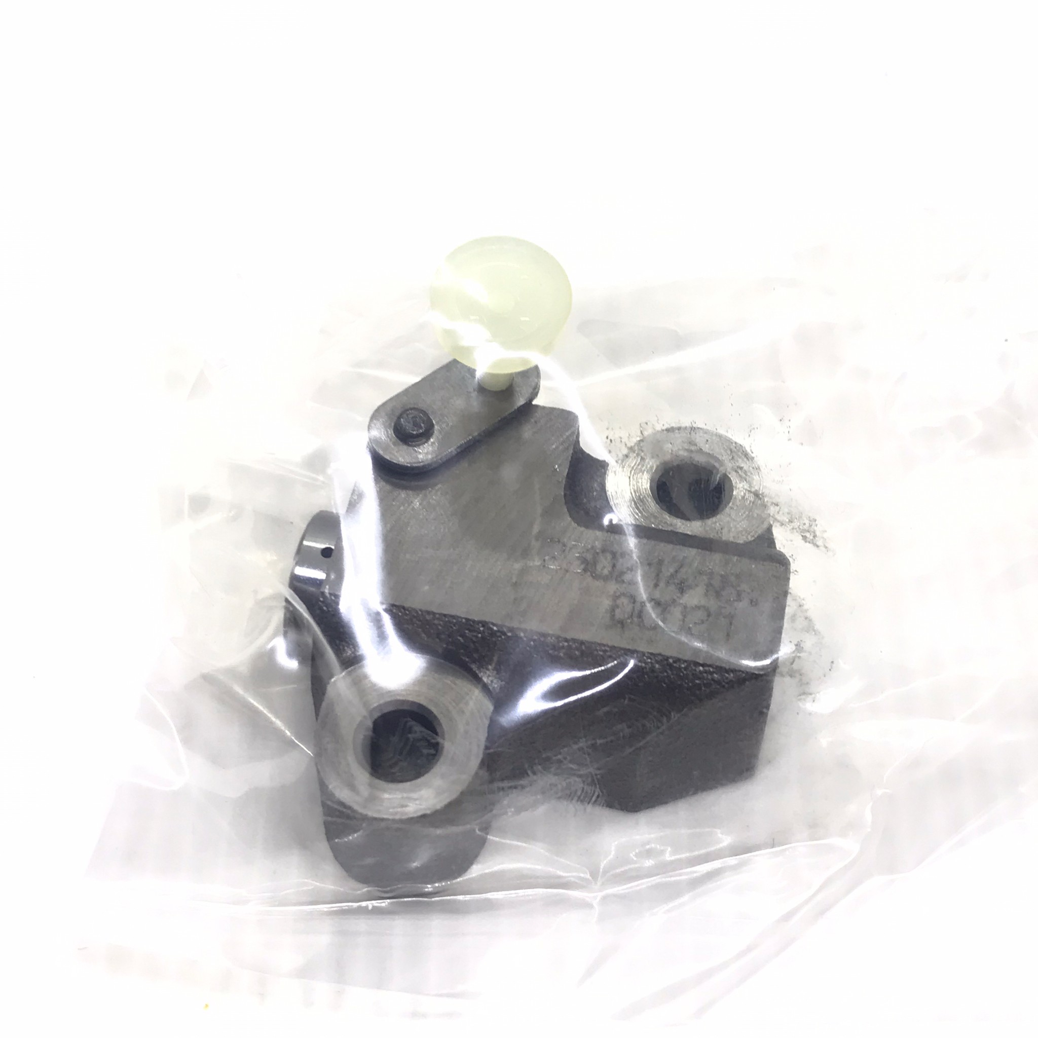 (แท้ศูนย์) ยางรองโซ่ราวลิ้น TOYOTA VIGO / FORTUNER / INNOVA / REVO ยี่ห้อ TOYOTA โตโยต้า รถตู้เบนซิน / วีโก้ / อินโนว่า / รีโว่ / ฟอร์จูนเนอร์ / 13540-0C021 Damper Chain Vibration