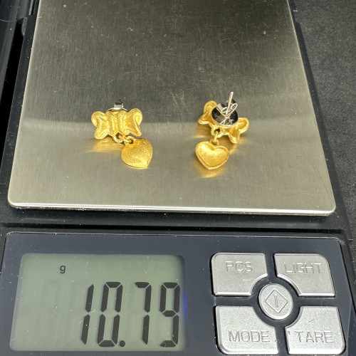 รหัส 63979 ต่างหู Gold Master ทอง24K ลายโบว์ หัวใจ ตุ้งติ้ง แป้นทอง14K นน. 10.79 g