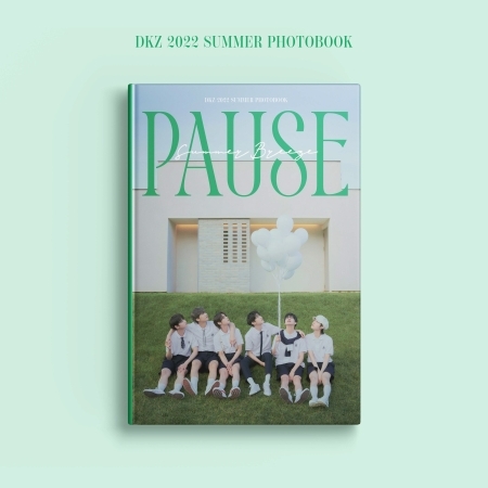 ( Pre-Order ) DKZ - DKZ 2022 SUMMER PHOTOBOOK + KIT [PAUSE] Green ver + Poster วางจำหน่าย 26 / 8 / 2022