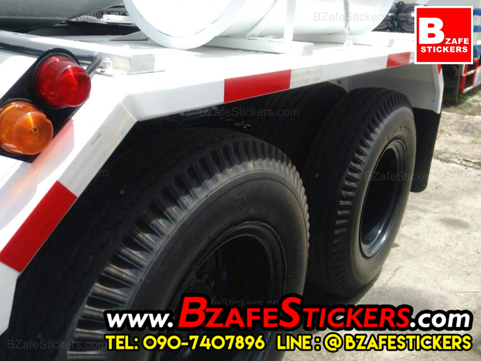 แถบสติ๊กเกอร์สะท้อนแสงขาว-แดง 3m,ขาวแดงสะท้อนแสง 3M กว้าง 2 นิ้ว x ยาว 45 ม.