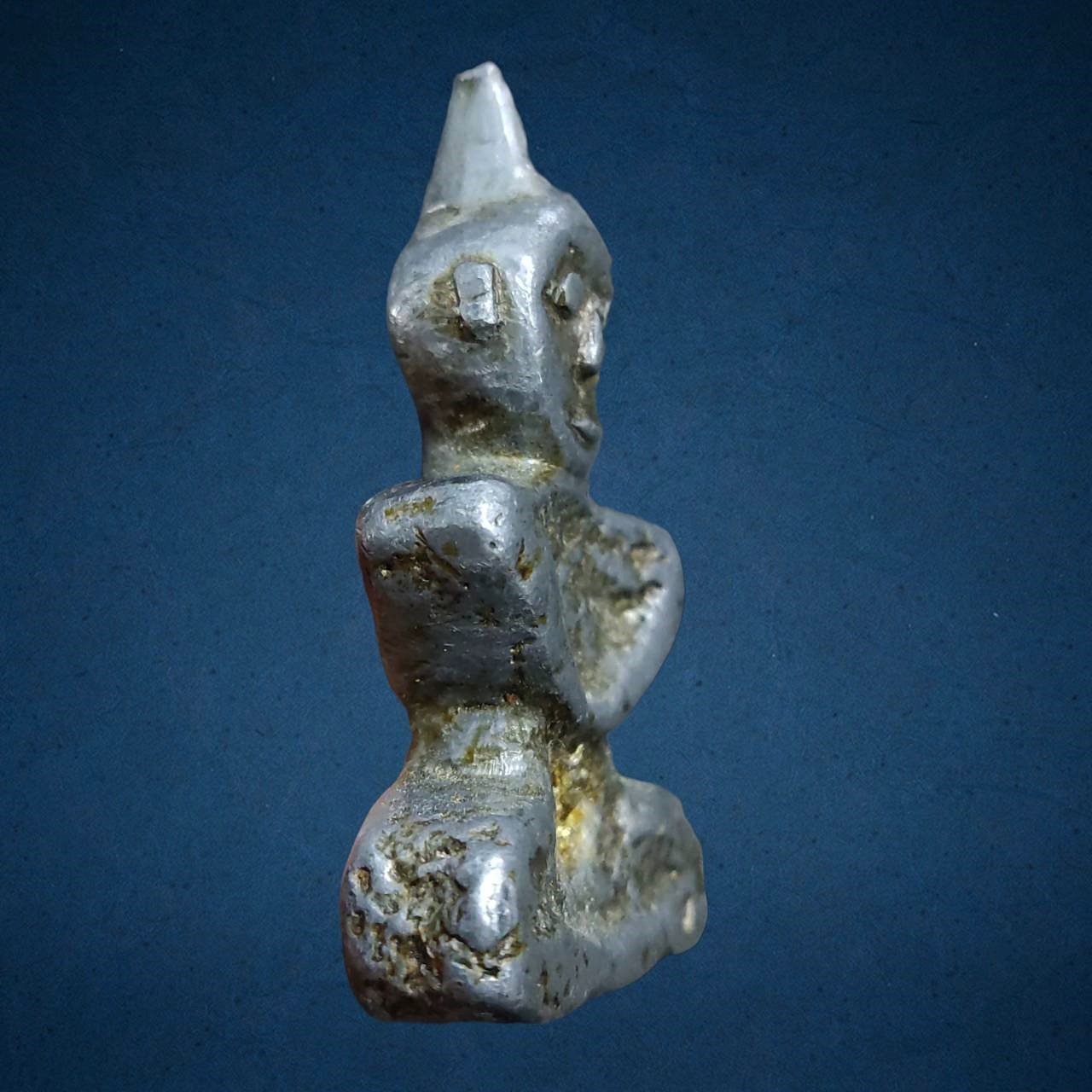 พระเนื้อตะกั่วเก่า หลังยันต์อุ เกจิอาจารย์ สปป.ลาว