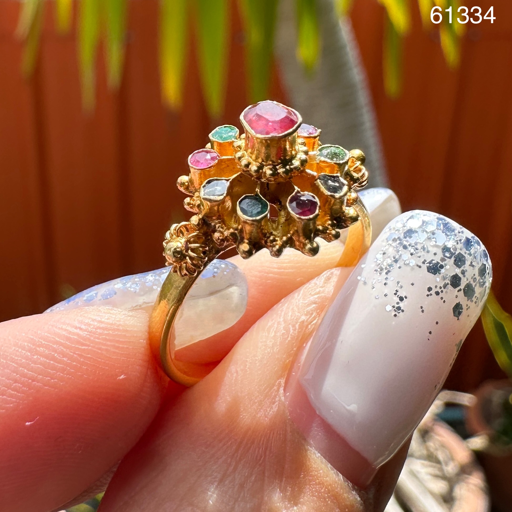 รหัส 61334 แหวน 3 สี ทับทิม มรกต เพชรซีก ทรงพุ่ม ทอง90 งานสวย น่าสะสม นน. 2.93 g