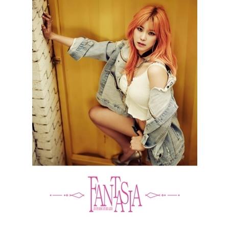 ( Pre-Order ) Jeon Hyosung 1st Mini Album FANTASIA Special Edition + Poster