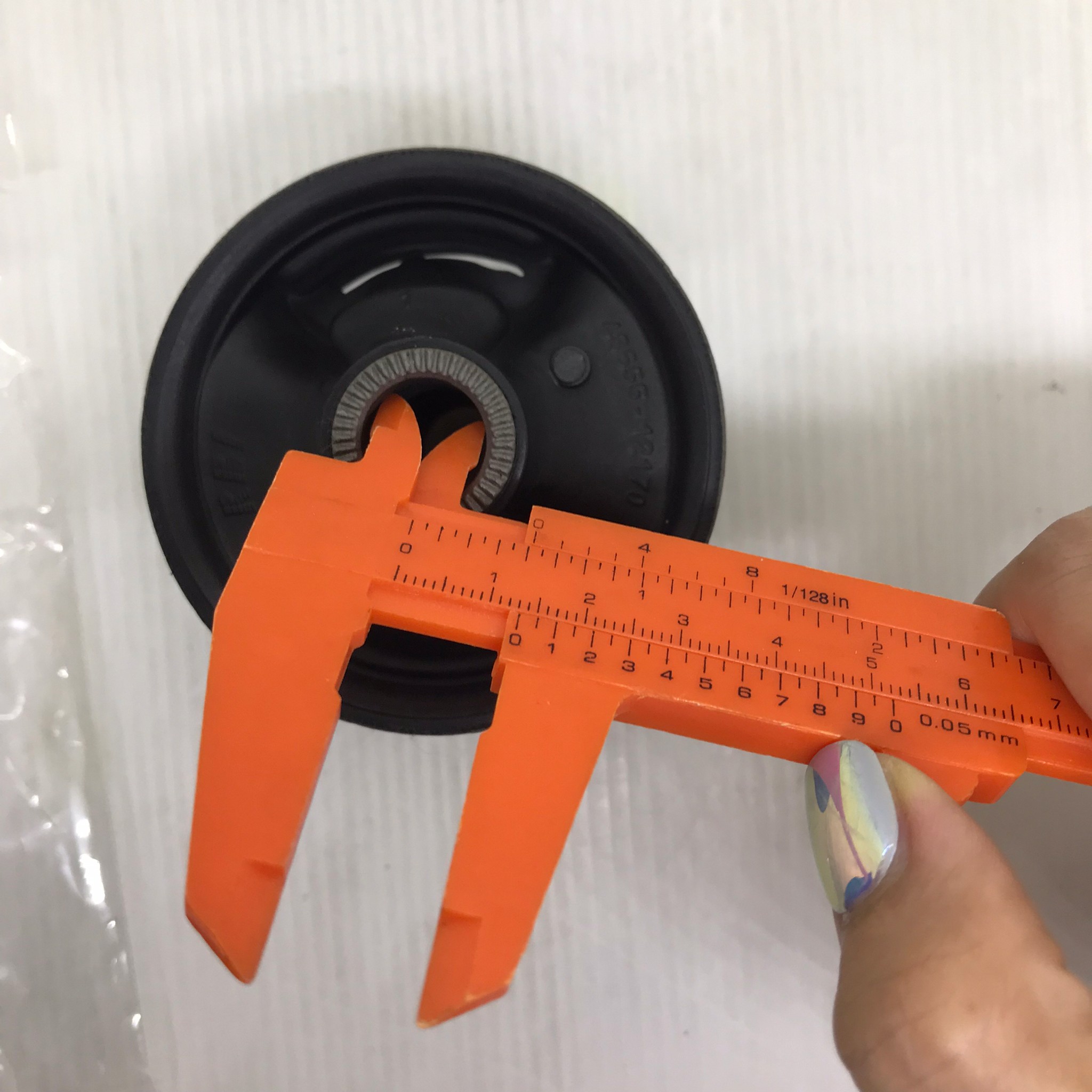 (1ตัว) บู๊ชปีกนก TOYOTA ตัวล่าง ตัวใหญ่ ALTIS / ZZE121 / ZZE122 / ZZE141 ตัว ล่าง โตโยต้า อัลติส / LOWER / BIG ARM BUSHING ยี่ห้อ RBI / เบอร์ 48655-12170 / 48655-02100 / T24ZE121B