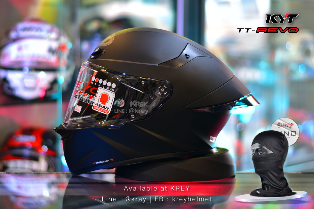KYT model TT REVO Solids Matte Black