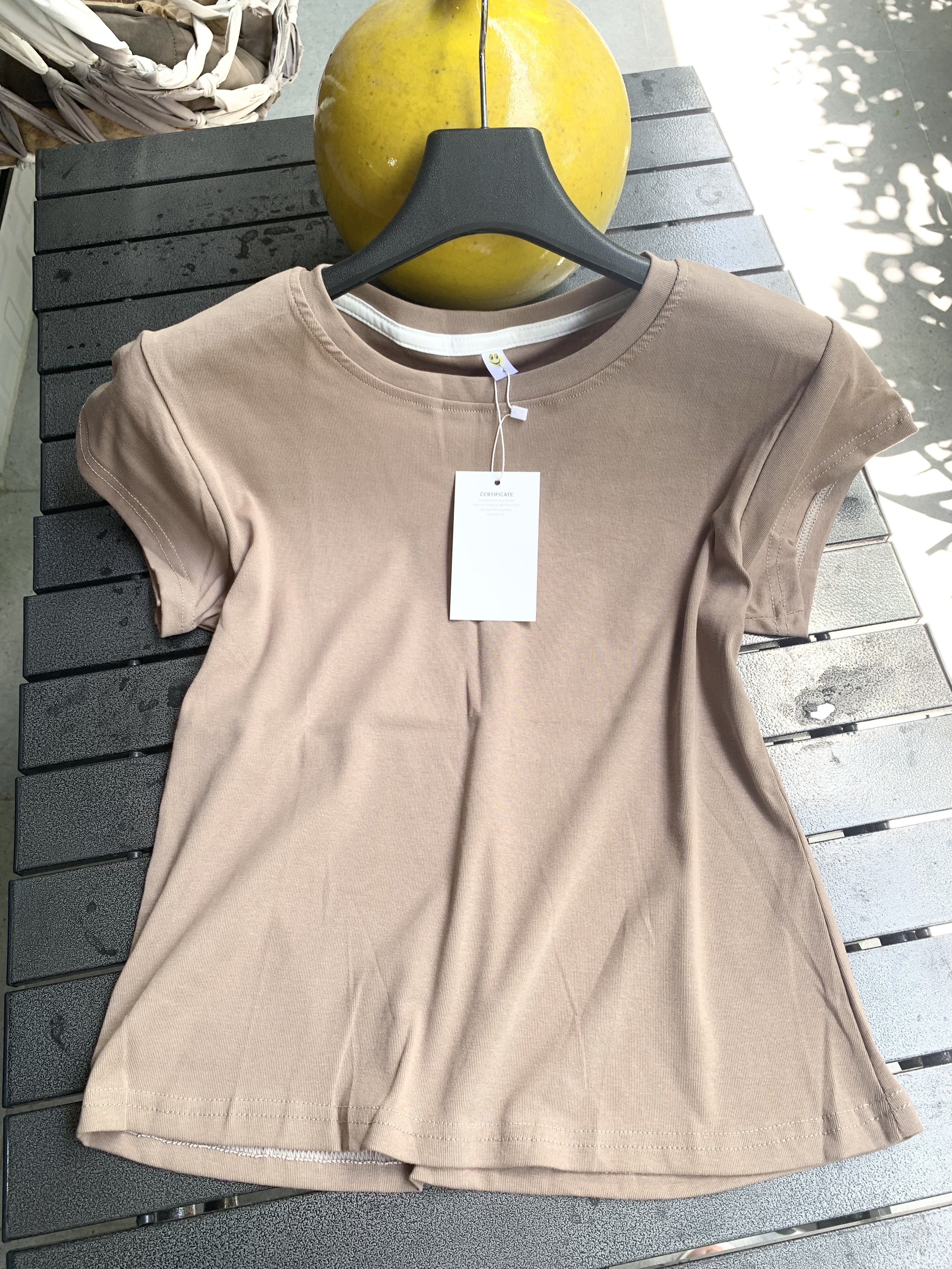 P38111 เสื้อยืดแขนสั้น ผ้ายืดเนื้อดี 2 สี น้ำตาลอ่อน น้ำตาลเข้ม