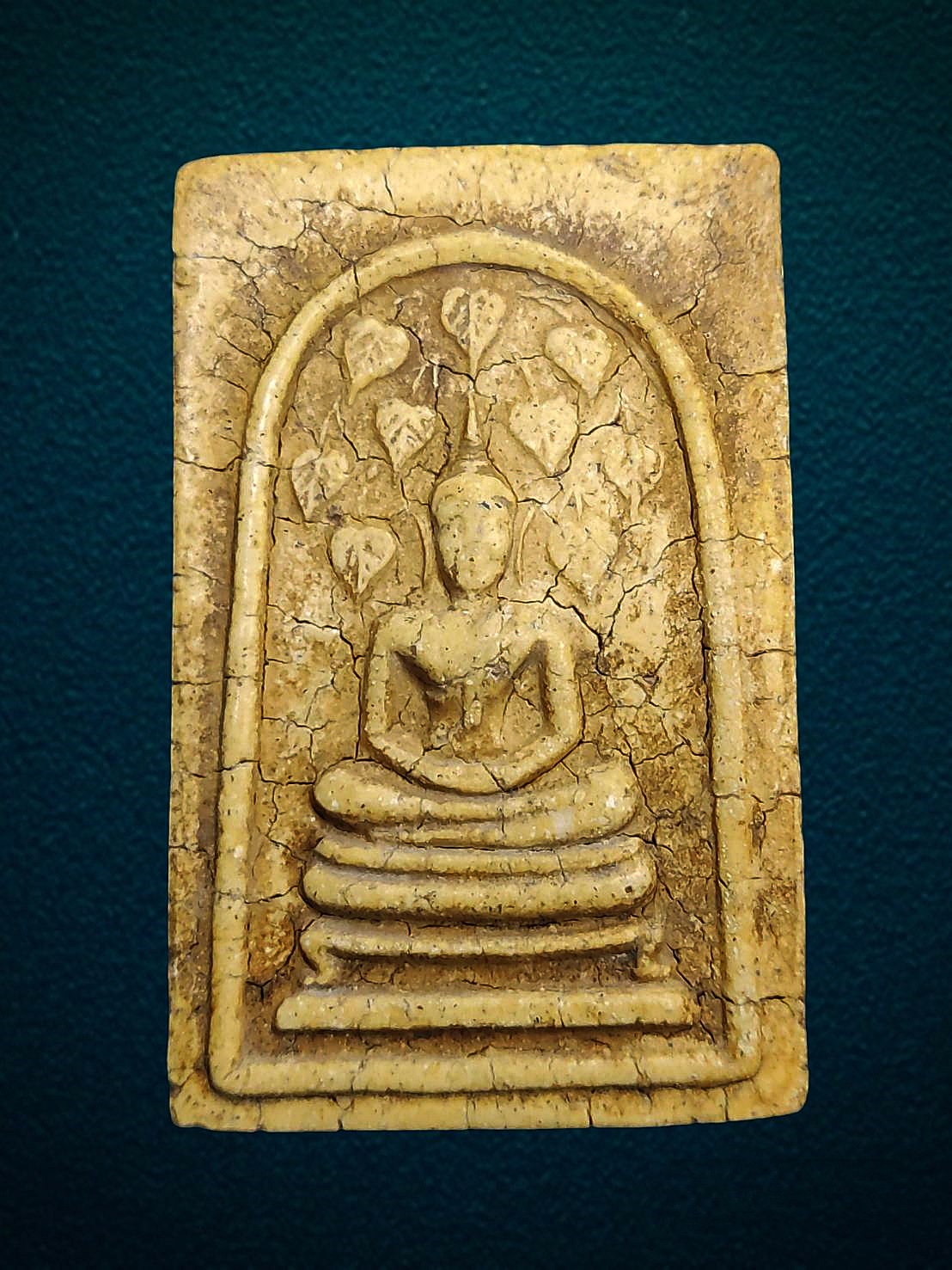 พระสมเด็จปรกโพธิ์ 9 ใบ ของหลวงปู่กวย ชุตินธโร โพธิ์ 9 ต้านลูกซอง (หลวงปู่เล่าให้ฟัง สามเณร สมพร 2511-2517)