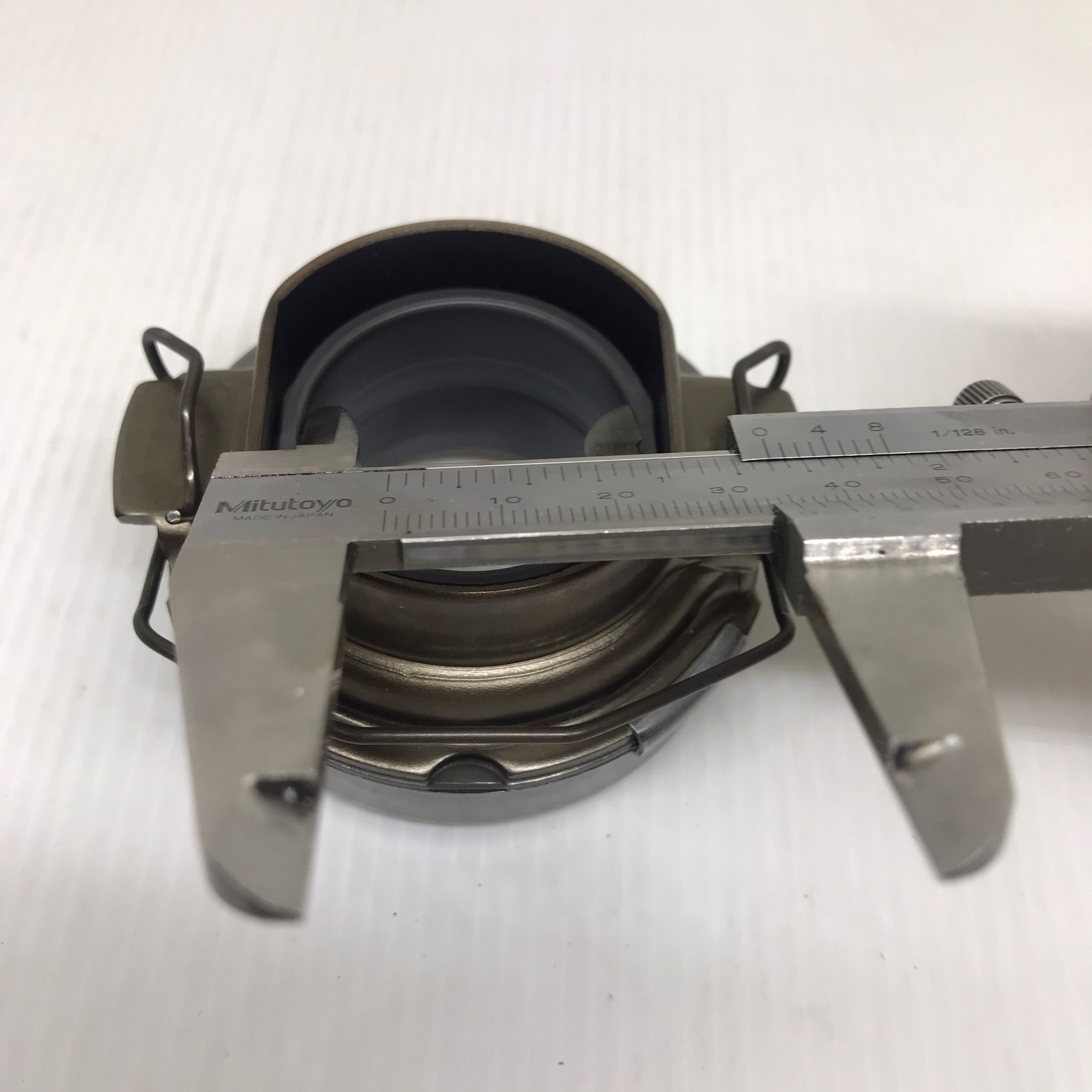 (แท้ศูนย์) ลูกปืนคลัทช์ TOYOTA 2TRFE / MTX ลูกปืนคลัทช์สูง / LH112 โตโยต้า ไมตี้เอ็ก / รถตู้เบนซิน เบอร์ 31230-35071 ยี่ห้อ TOYOTA (Clutch Bearing)