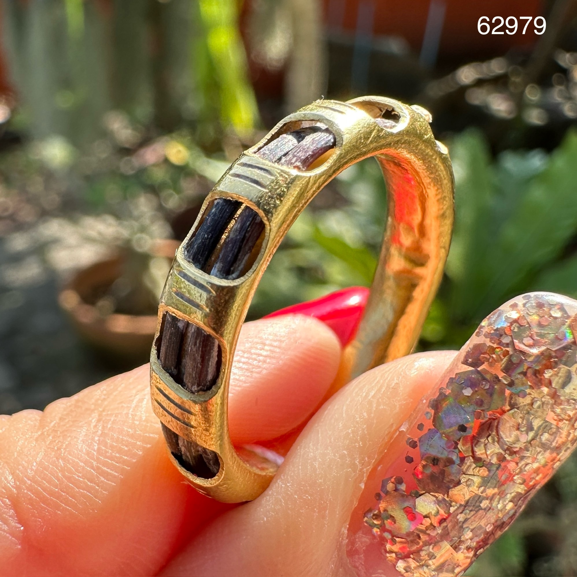 รหัส 62979 แหวน หางช้าง รอบวง ทอง90 ขนาด 59 งานเก่า หลุดจำนำ สวยมาก นน. 2.75 g