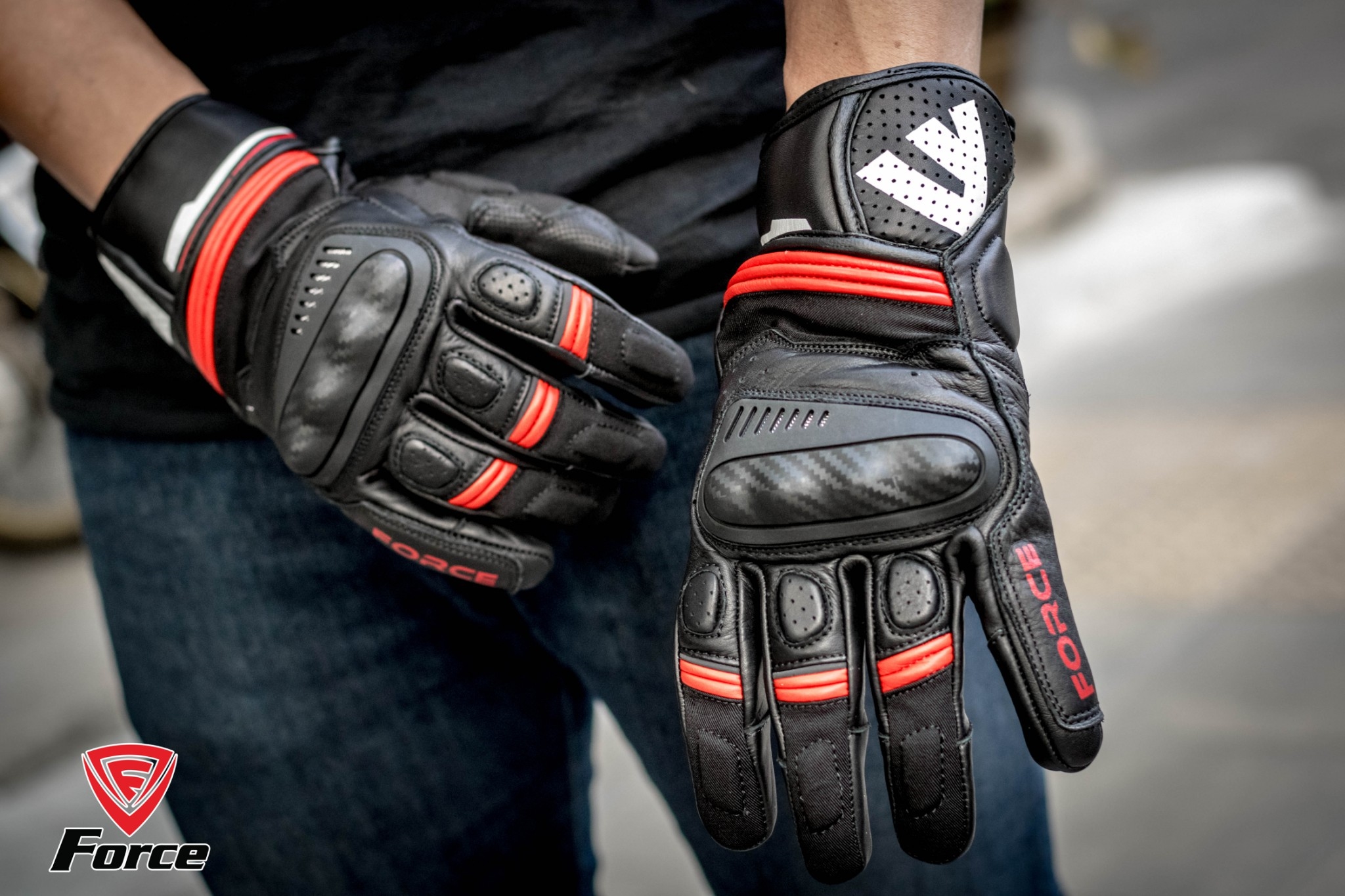 ถุงมือ force รุ่น Alpine Gloves made of Cowhide (Black/Red)