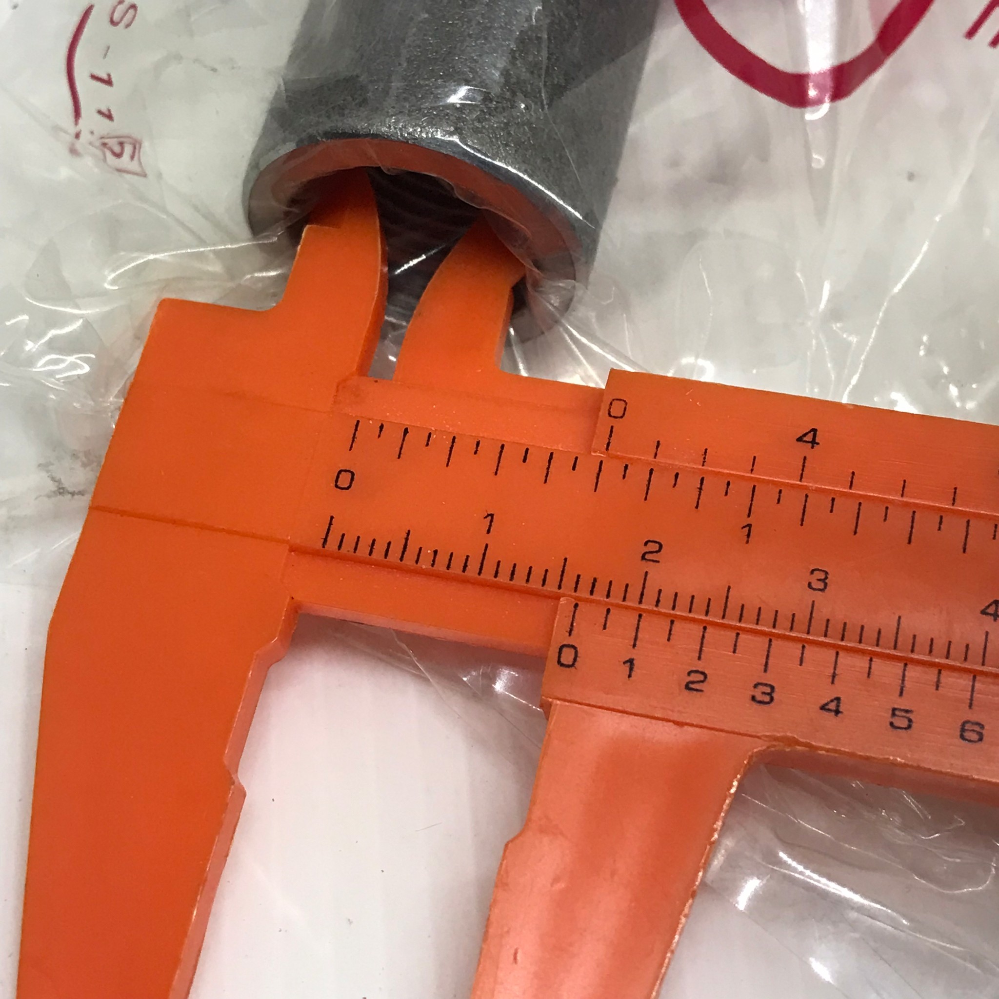 ลูกหมากคันชักสั้น TOYOTA LH112 โตโยต้า ตู้ หัวจรวด / เบอร์ SE-2871 / 45046-29215 / ยี่ห้อ 555 / Three Five (TIE ROD END) 1 คู่ (JAPAN)