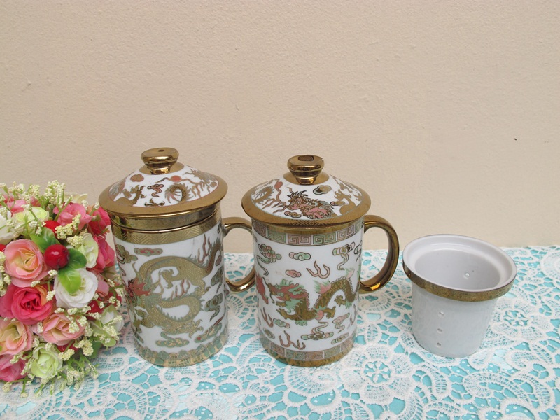 ถ้วยกรองชา แพ็คถุงทอง ผูกโบว์สีทอง พร้อมป้ายชื่อ