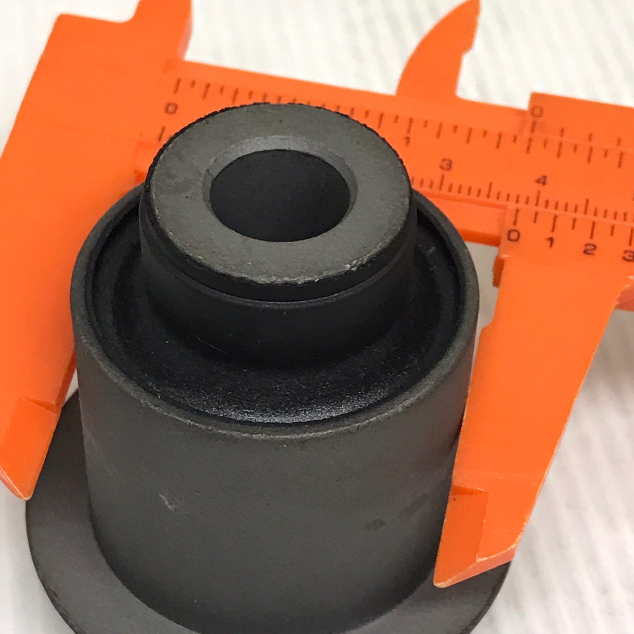 (1ตัว) บู๊ชปีกนก HONDA ตัวล่าง ตัวเล็ก ACCORD ปี 2003-2008 / G7 ตัว ล่าง ฮอนด้า แอคครอด / LOWER / SMALL ARM BUSHING ยี่ห้อ RBI เบอร์ 51393-SDA-A02 / O24003WS