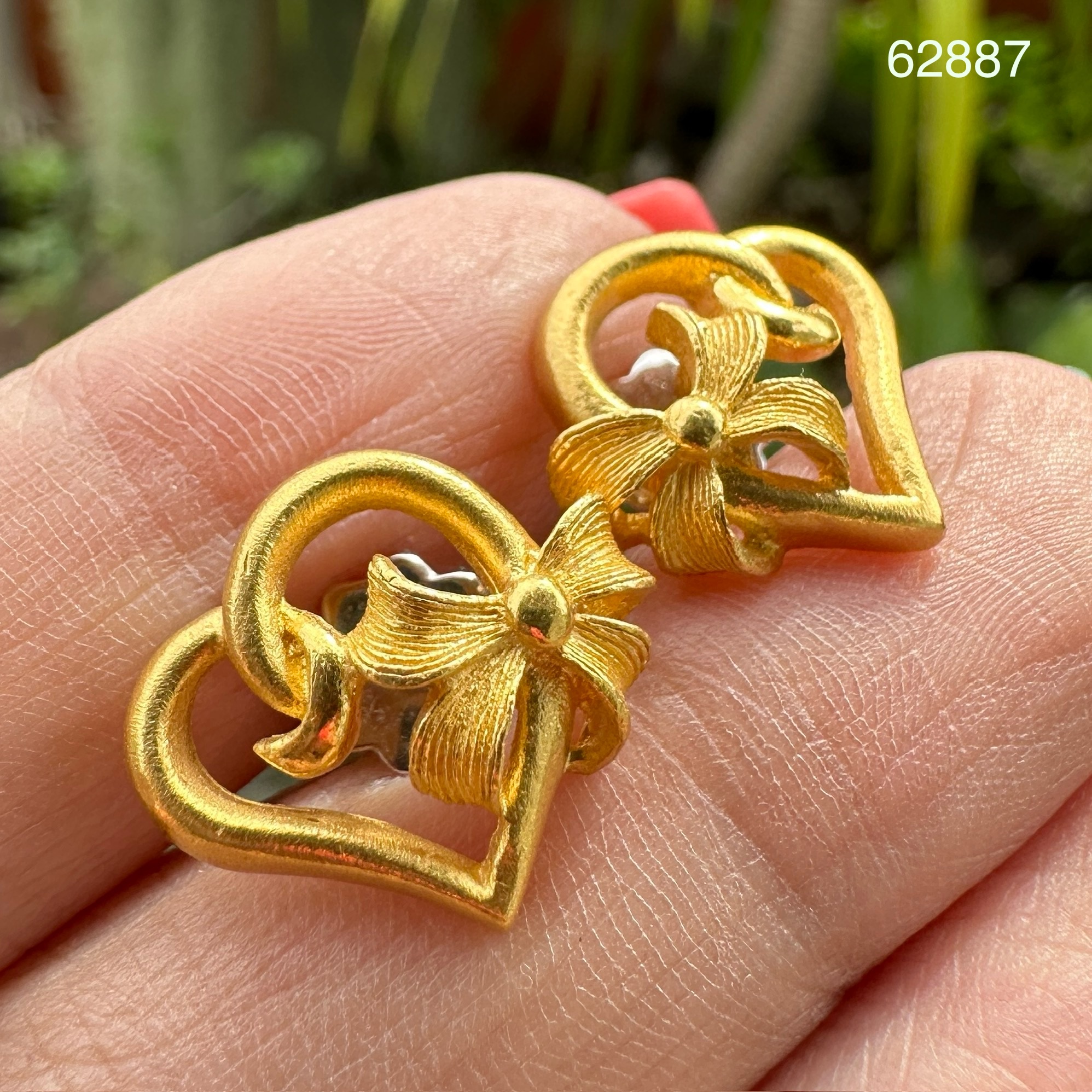 รหัส 62887 ต่างหู Prima Gold ทอง24K ลายหัวใจผูกโบว์ แป้นทอง14K งานสวยมาก นน. 8.00 g
