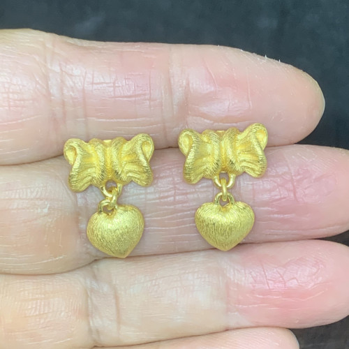 รหัส 63979 ต่างหู Gold Master ทอง24K ลายโบว์ หัวใจ ตุ้งติ้ง แป้นทอง14K นน. 10.79 g