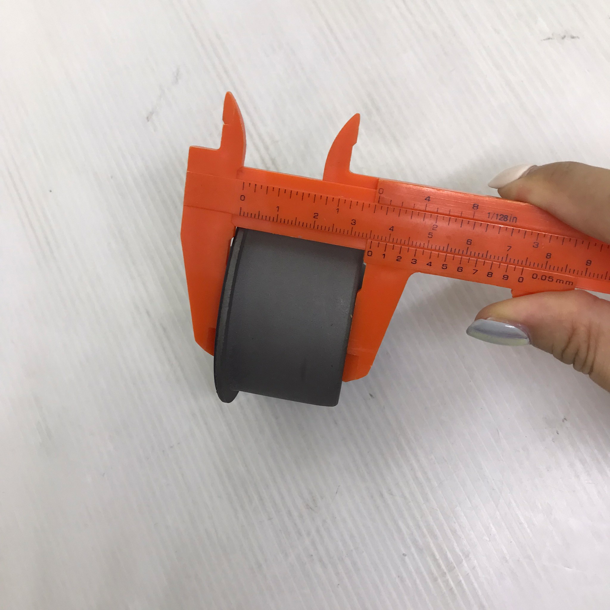 (1ตัว) บู๊ชปีกนก MAZDA ตัวล่าง ตัวใหญ่ MAZDA 2 ปี 2009-2014 ( ข้างขวา ) ตัว ล่าง มาสด้า / LOWER / BIG ARM BUSHING ยี่ห้อ RBI / เบอร์ DL33 34 300B-1 / D24MZ2WBR