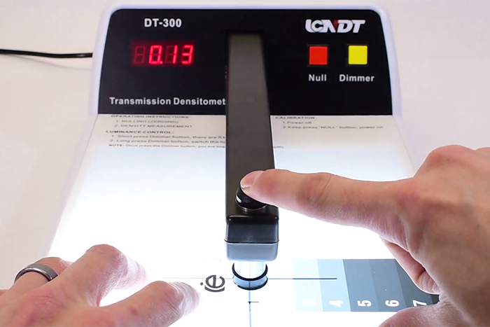 เครื่องวัดฟิล์มขาวดำ DT-300 Desktop Digital Densitometer