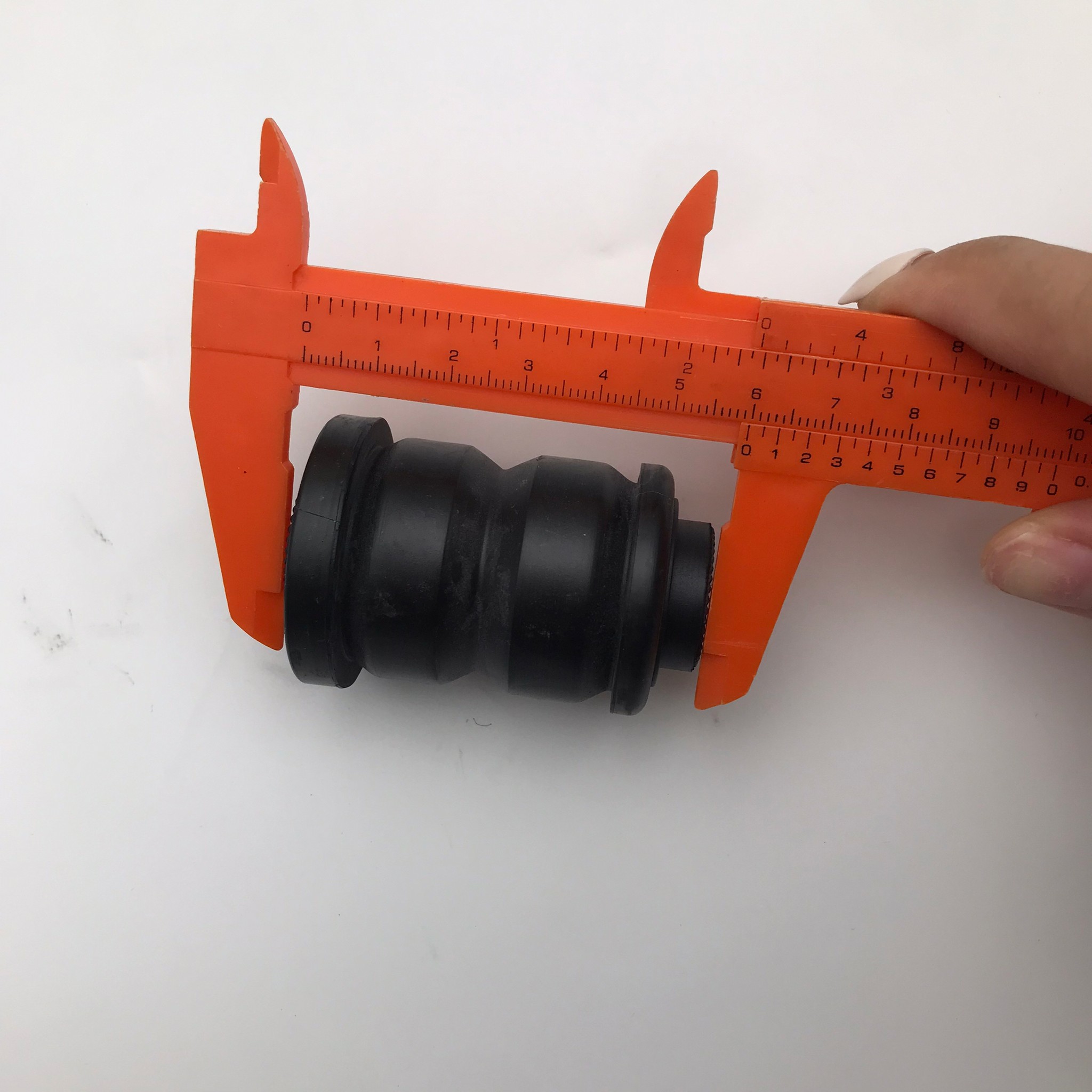 (1ตัว) บู๊ชปีกนก TOYOTA ตัวล่าง ตัวเล็ก EE100 / AE101 ตัว ล่าง โตโยต้า / LOWER / SMALL ARM BUSHING ยี่ห้อ RBI / เบอร์ 48654-12070 / T2430WS