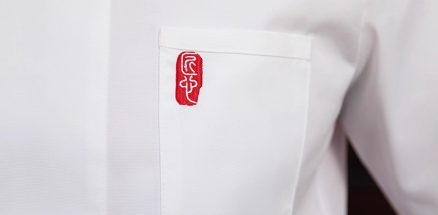 เสื้อเชฟสไตล์จีนติดกระดุมแขนสั้น เสื้อเชฟร้านอาหาร ด้านหลังเป็นผ้าระบายอากาศ