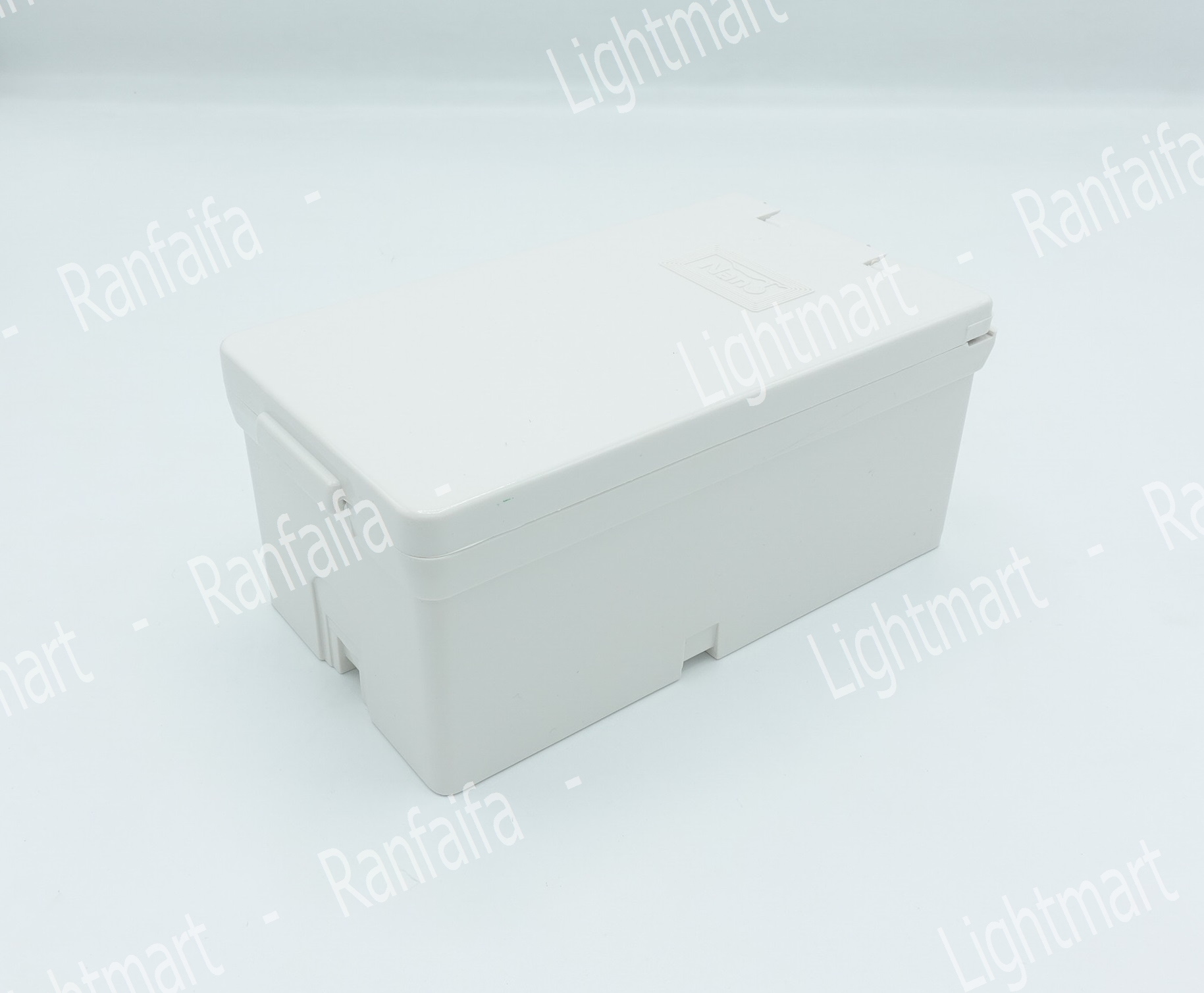 กล่องลอยกันน้ำ (ฝาทึบ) แนวตั้ง NANO