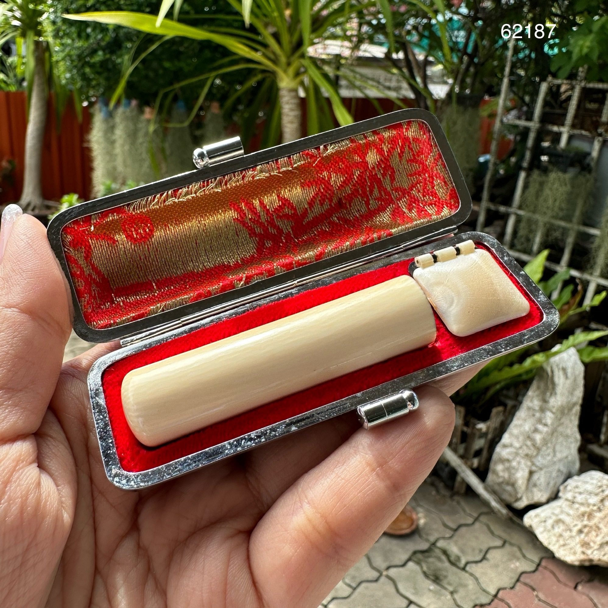 รหัส 62187 ตราประทับ งานแกะสลัก งานโบราณ สวยมาก น่าสะสม พร้อมกล่อง นน. 55.54 g