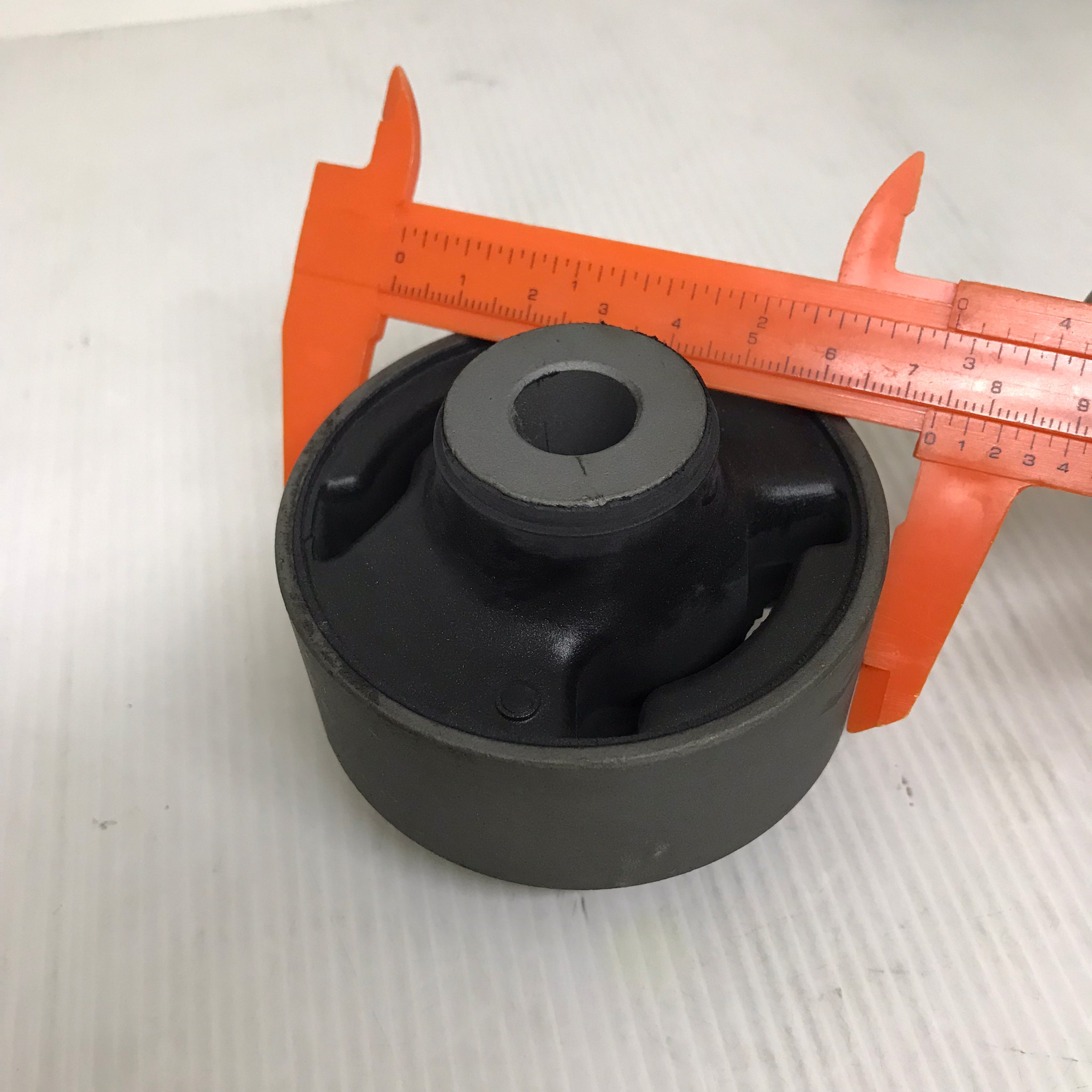 (1ตัว) บู๊ชปีกนก HONDA ตัวล่าง ตัวใหญ่ ACCORD ปี 2003-2008 / G7 ตัว ล่าง ฮอนด้า แอคครอด / LOWER / BIG ARM BUSHING ยี่ห้อ RBI เบอร์ 51391-SDA-A03 / O24003WB