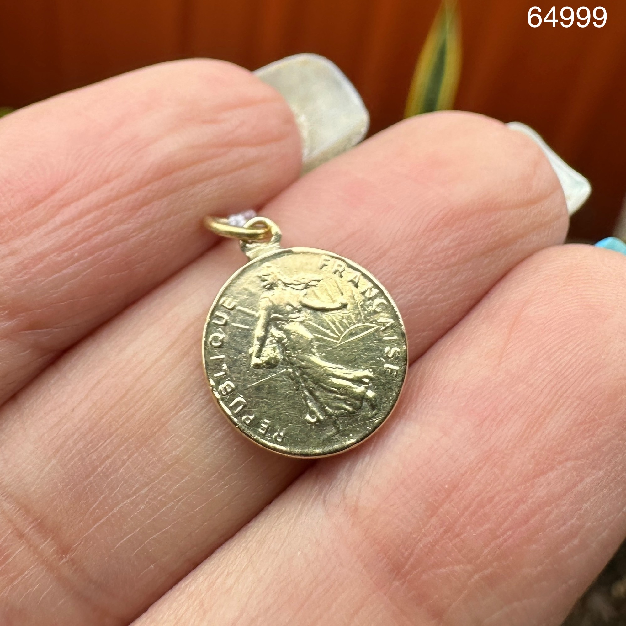 รหัส 64999 เหรียญ เนื้อทองคำ Republique Francaise หลังเหรียญ 1/2 FRANC ปี 1970 นน. 2.10 g
