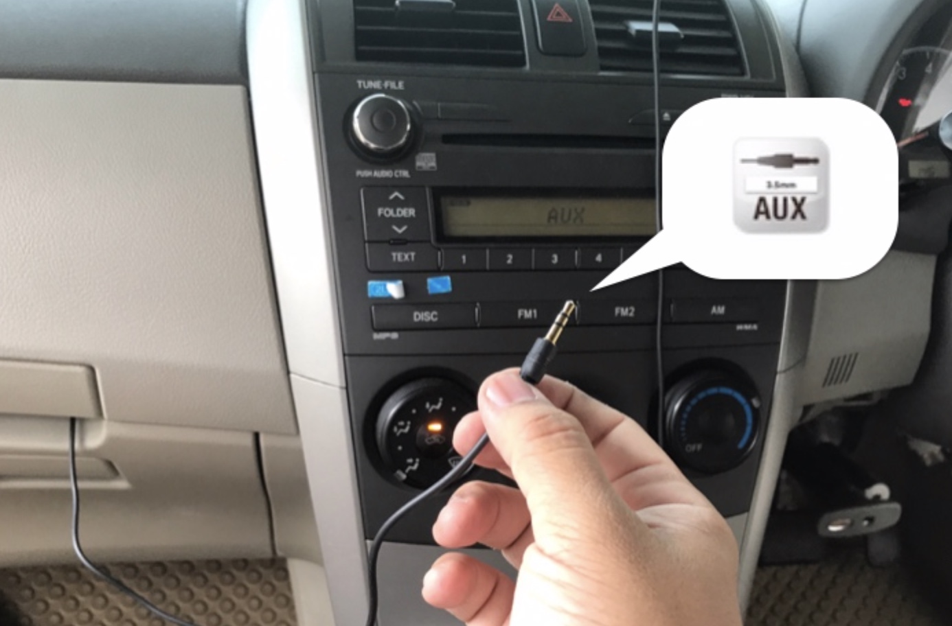 aux-in 3.5mm ปลายตัวผู้ ปลั๊กตรงรุ่น Altis