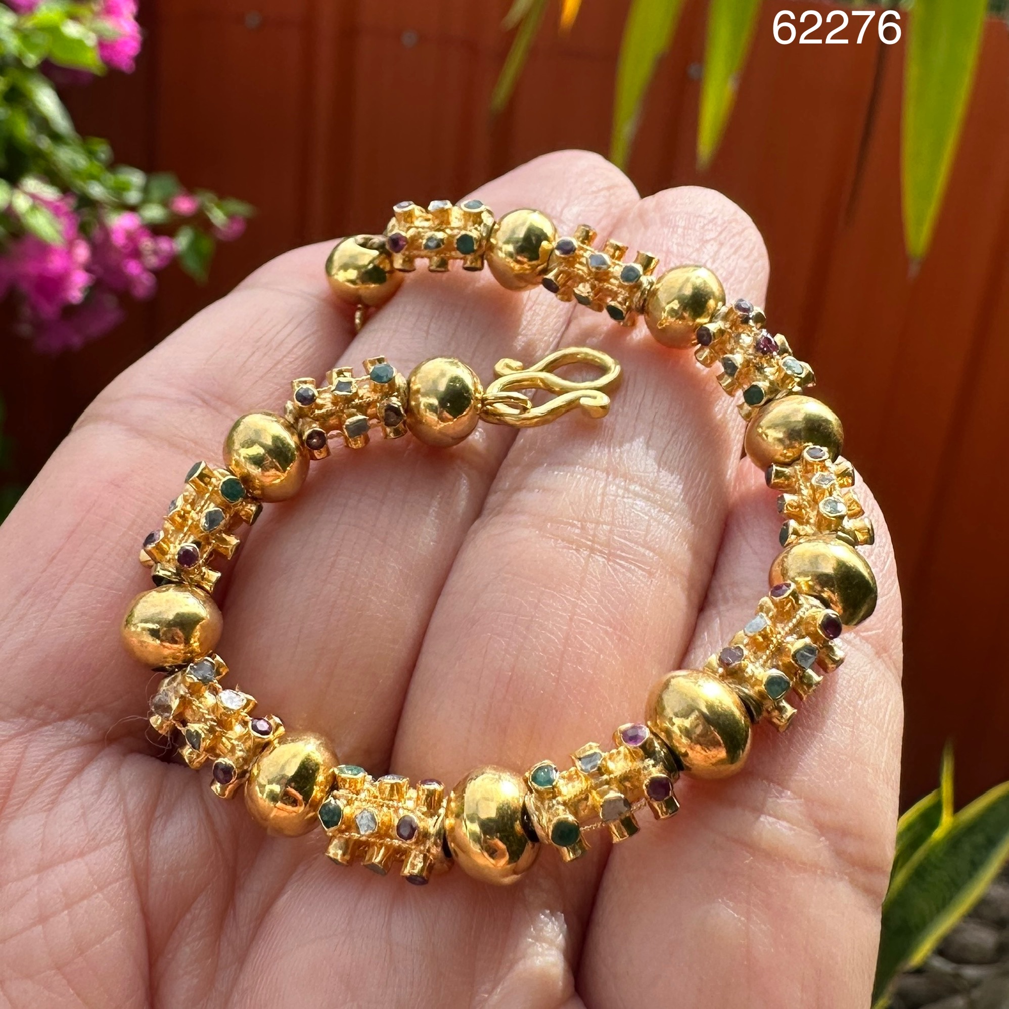 รหัส 62276 สร้อยข้อมือ ปะวะหล่ำ 3 สี ทับทิม มรกต เพชรซีก รอบเส้น ทอง90 งานสวยมาก นน. 13.08 g