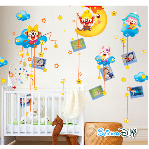 Wall Sticker สติ๊กเกอร์ติดผนังกรอบรูป ลิงน้อยตกดวงดาว (กว้าง184xสูง127cm.)